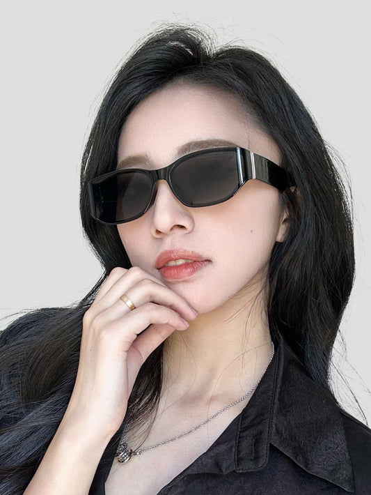 Curved Cat Eye Vintage Wavy Frame Sunglasses for Women